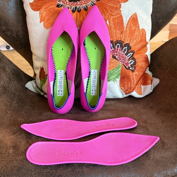 ROTHY’s POINT DRAGON FRUIT FLATS EUC $88 PRICE FIRM SIZE 9 - Picture 5 of 13